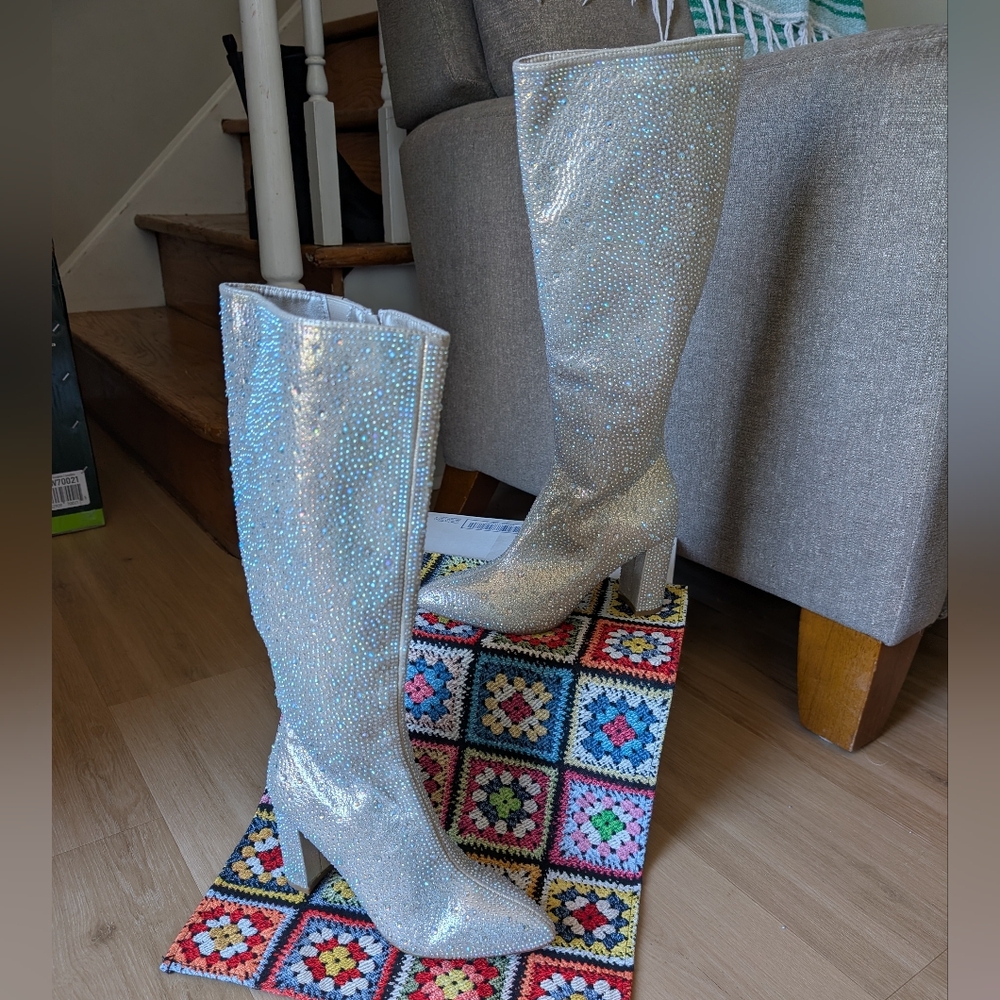 NEW Top Moda Iridescent Knee High Rhinestone Chunky Heel Boot - Size 5.5